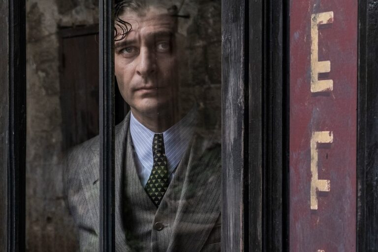 Seconda stagione del commissario Ricciardi