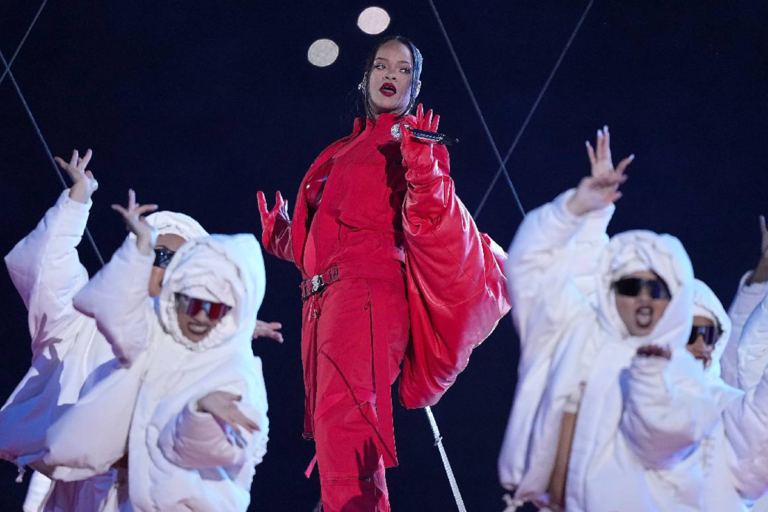 Rihanna Super Bowl 2023