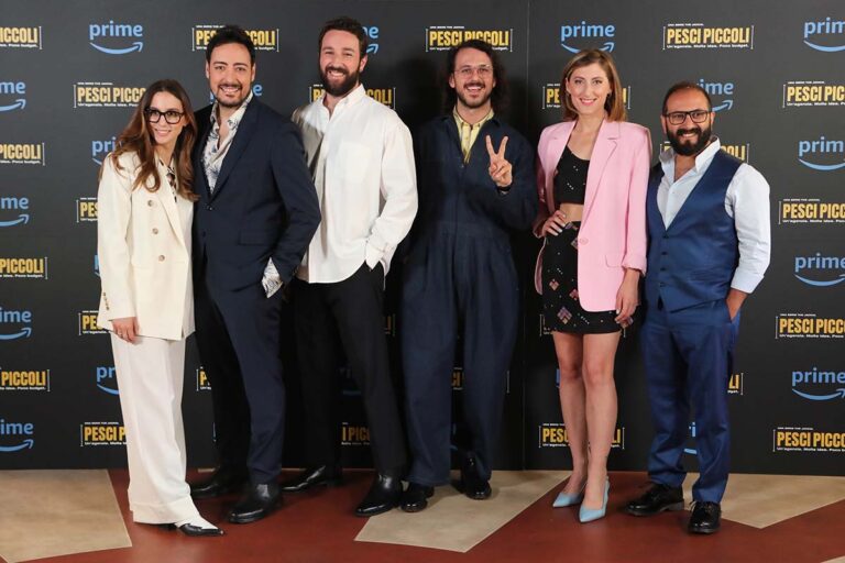 Ciro, Fru, Fabio e Aurora debuttano in un progetto seriale: quando esce e chi c'è nella squadra?