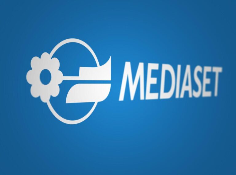 Ibrahim Çelikkol, chi è il protagonista di "My Home My Destiny"? Filmografia e vita privata dell'attore