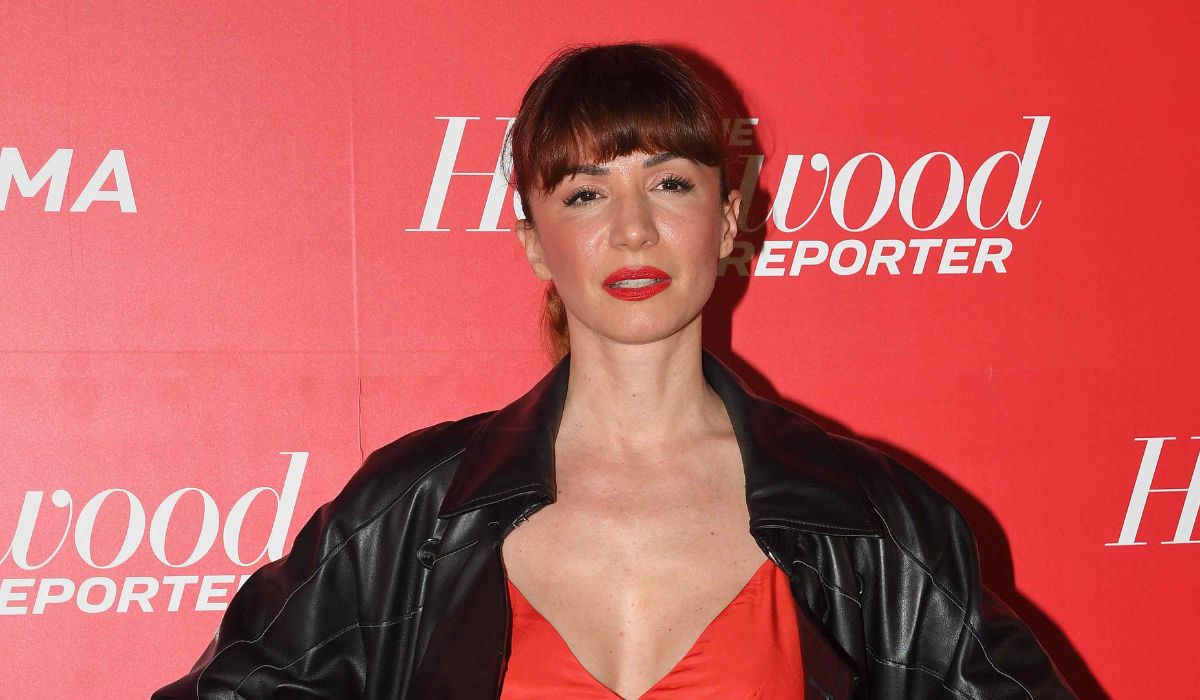 Il commento discriminante sui 16 anni di differenza della celebre coppia.