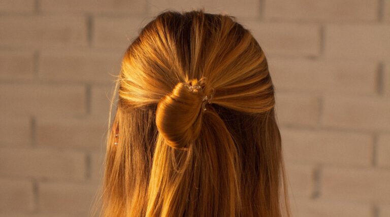 Acconciature facili e veloci per una chioma semiraccolta