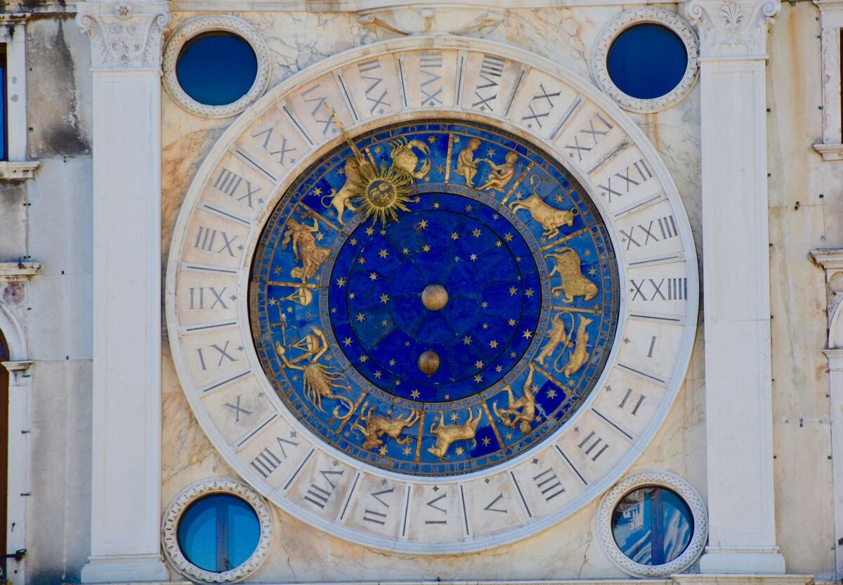 Scopriamo cosa riservano le stelle a questo segno d'acqua