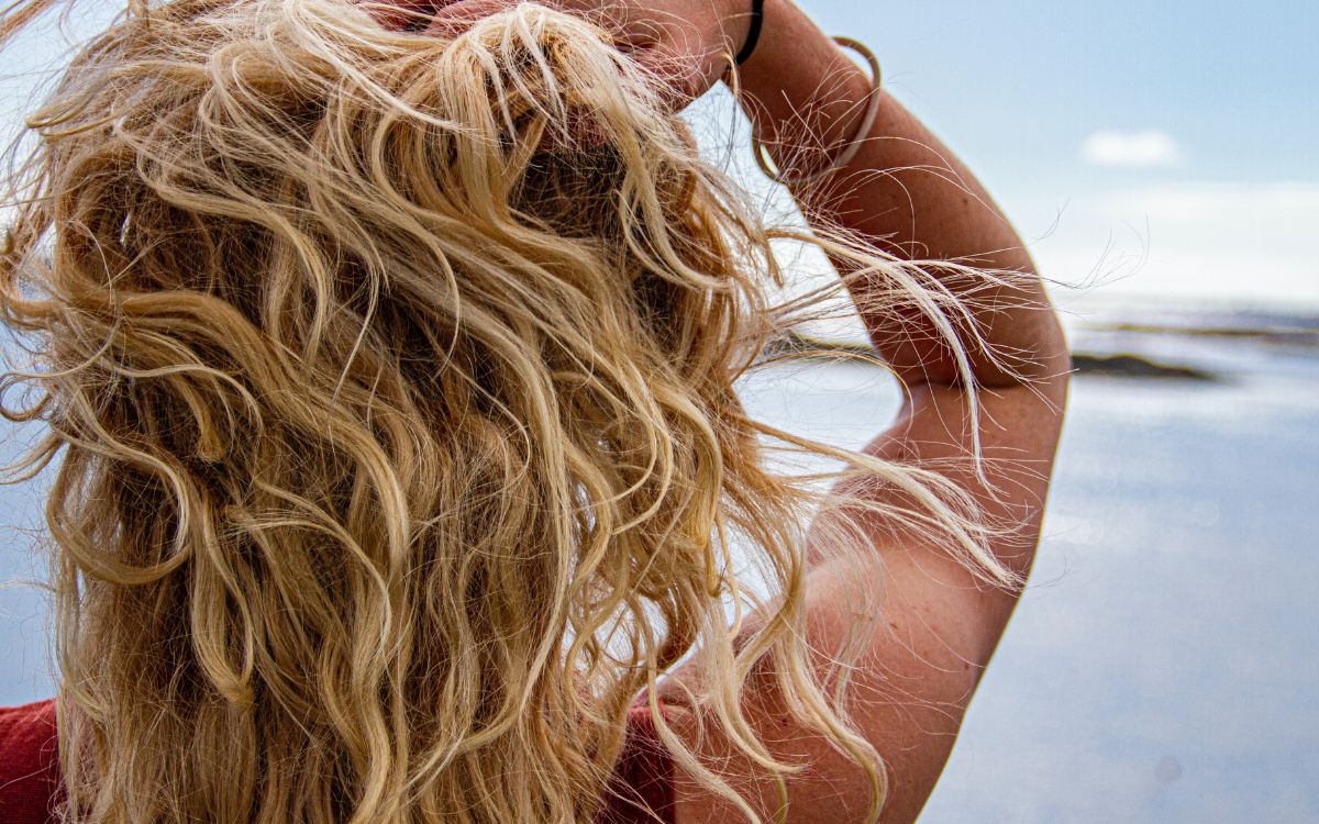 Guida alla cura delle chiome chiare