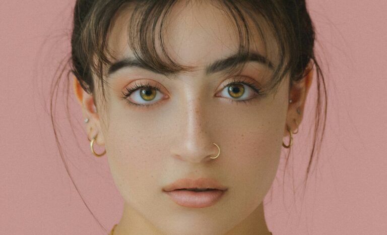 Pearl Skin: tutti i passaggi da seguire per un incarnato effetto perla