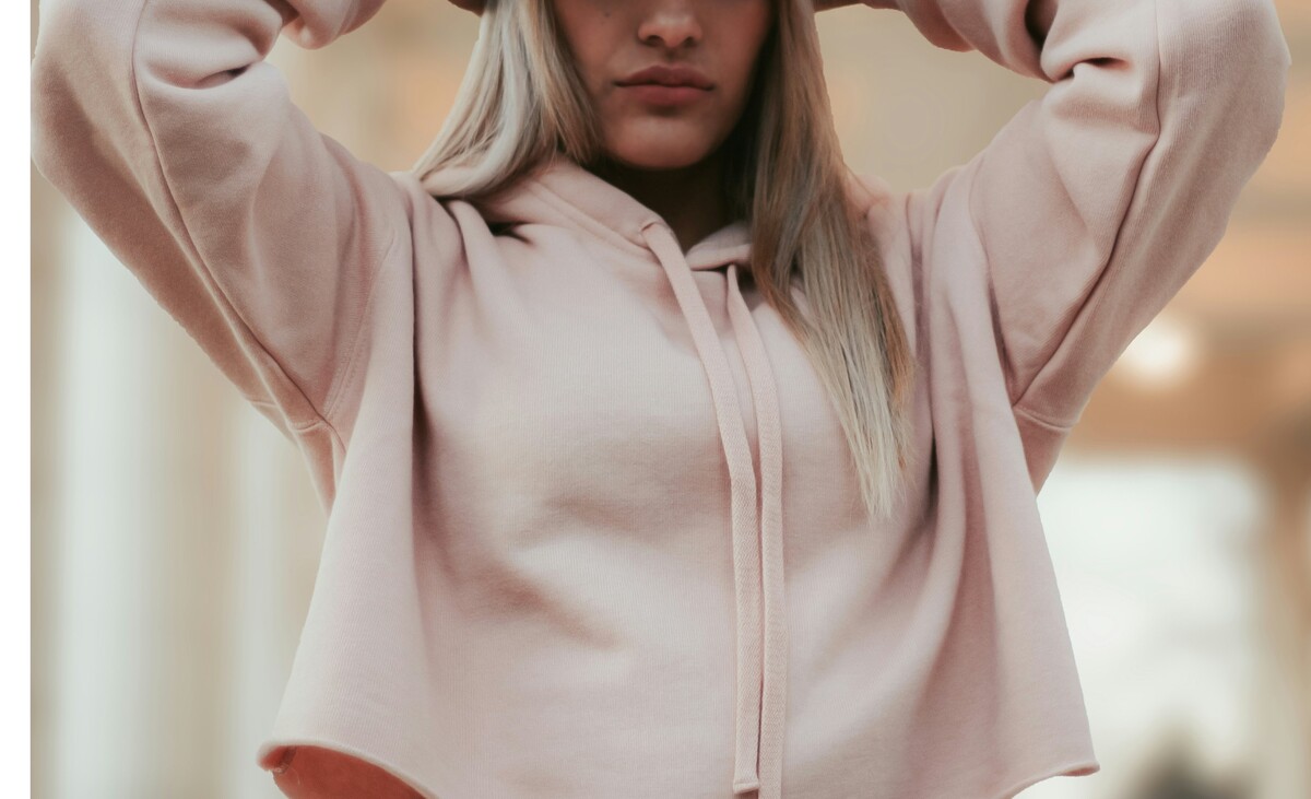 Stile cozy chic: tutto sulla tendenza moda della Primavera Estate 2024