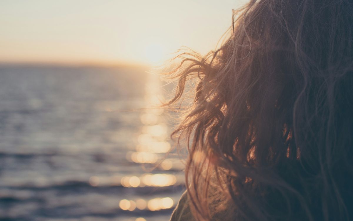 Guida alla cura dei capelli in estate