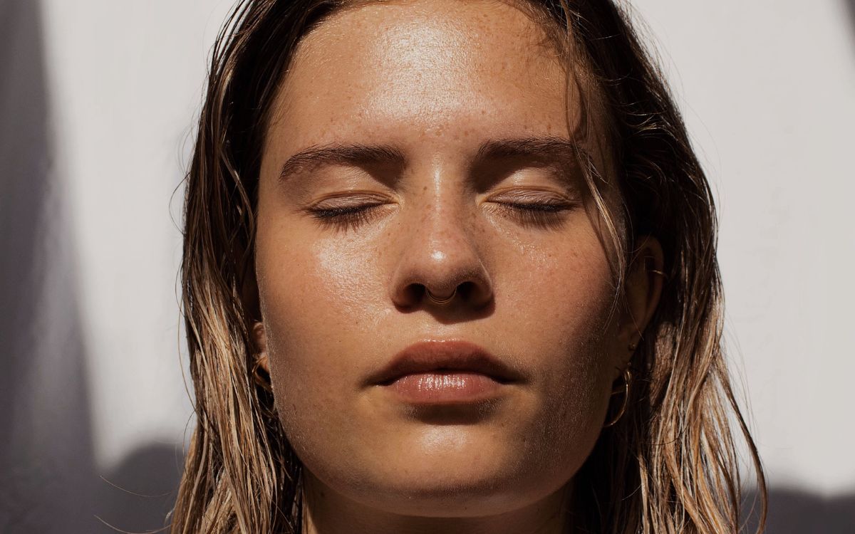 Sudorazione eccessiva viso: rimedi