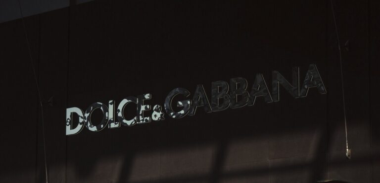 Sfilata di moda in Sardegna per Dolce e Gabbana: tutti i look più belli