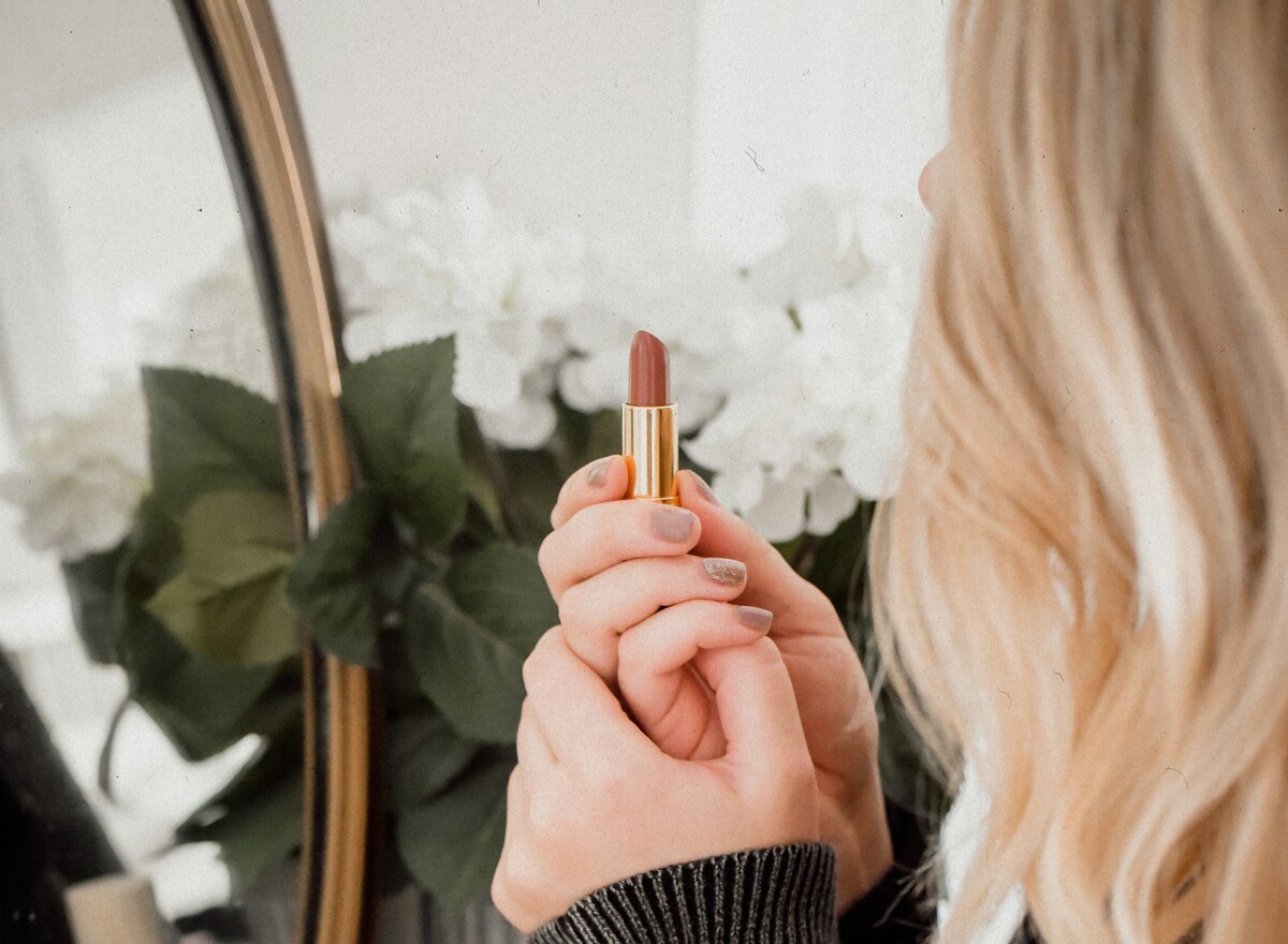 Make up: il colore dell'anno è Mocha Mousse