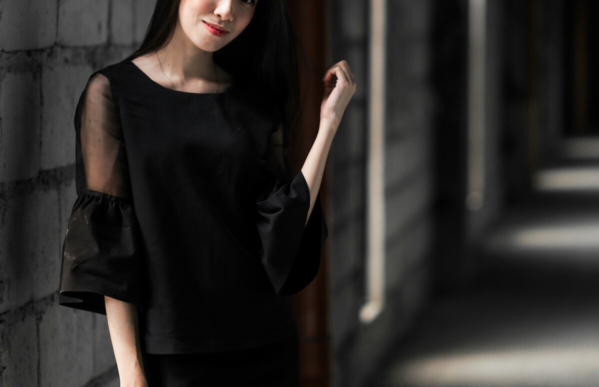 Tendenze moda: il vestito asimmetrico è la scelta giusta per Capodanno