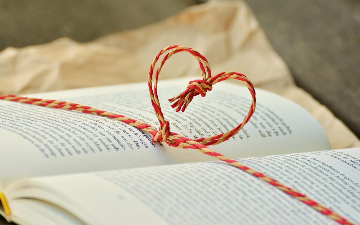 Idee regalo a tema culturale: dall’arte alla letteratura con originalità