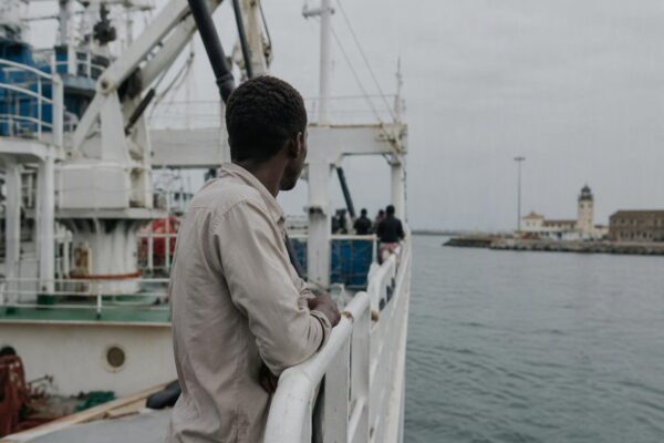 Migranti in arrivo a Ravenna: la nave Humanity I e le critiche del sindaco Barattoni