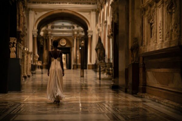 Moda inclusiva: l'innovativa sfilata di Sinéad O'Dwyer al V&A