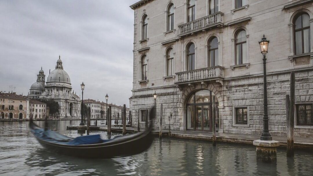 Venezia celebra Pierre Cardin: la casa-museo che racconta un secolo di moda