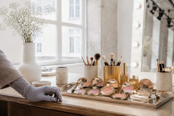 Gucci PE 2027: scopri il make up di Sam Visser