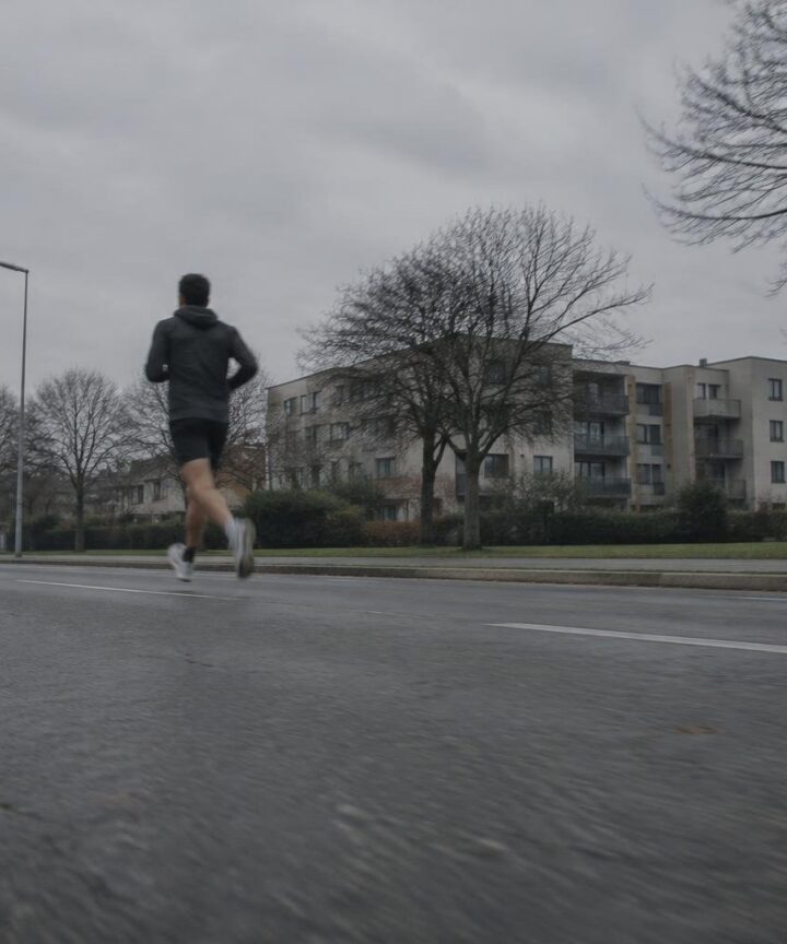 La sfida cardio di 30 giorni di Makari Espe: effetti su corpo e mente