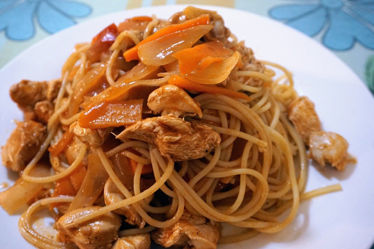 pollo con pasta