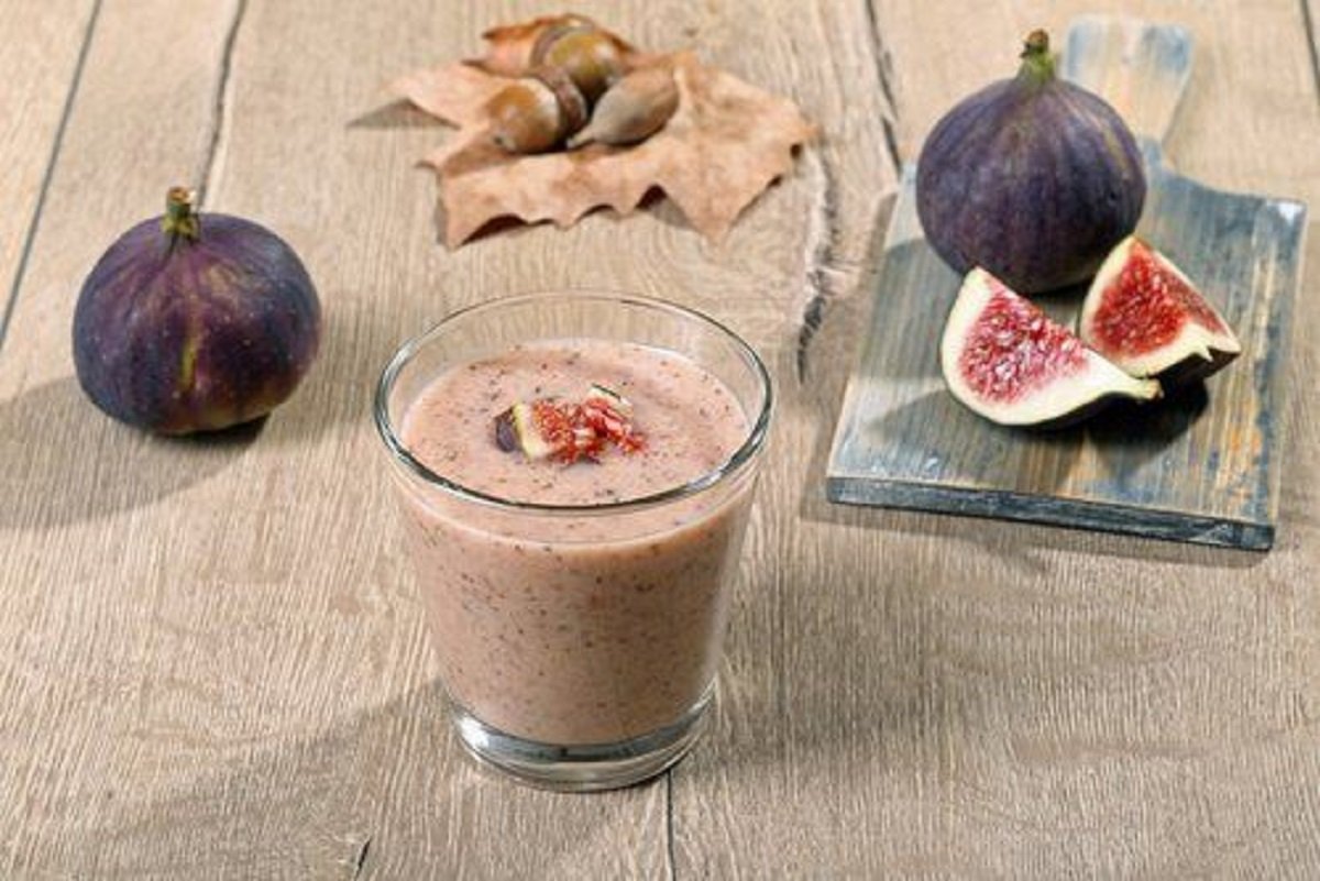 Batido de higos: receta fresca y cremosa con leche y miel
