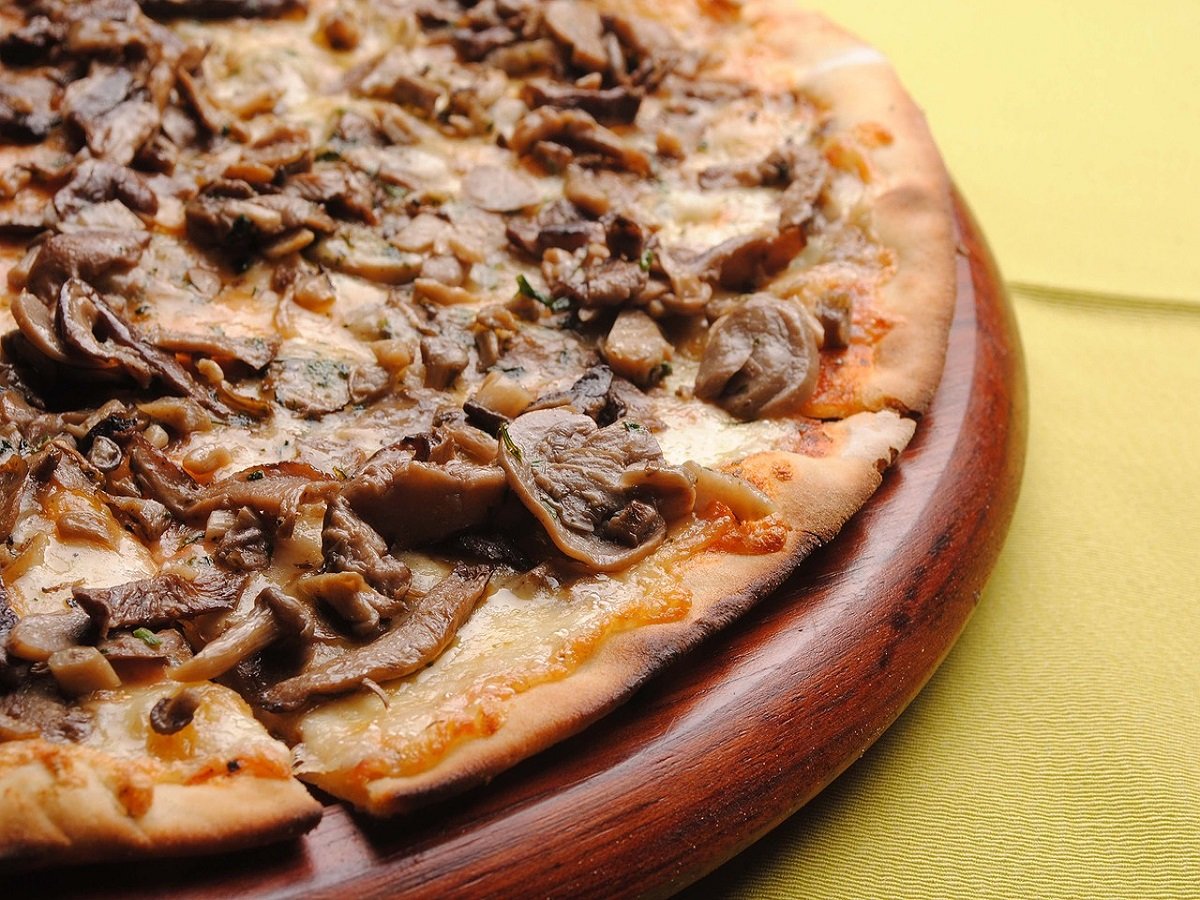 pizza champinones