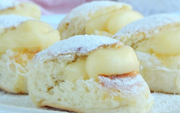 Pastelitos de crema pastelera: deliciosas delicias con un corazón blando