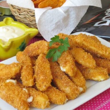 Deliciosos palitos fritos: receta rápida con queso y jamón