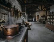 Cómo preparar y conservar fondos de verduras, pollo y miso para realzar tus platos