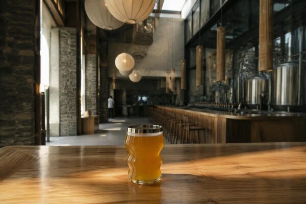 Descubre el vaso de cerveza que te obliga a hidratarte