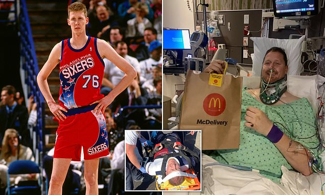 Shawn Bradley, paralizado en un accidente de bicicleta, sabe que «nunca será lo mismo»