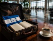 El expresidente hondureño Juan Orlando Hernández vuelve al país tras ser indultado