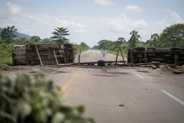 Conflictos en carretera Federico Basadre: seis heridos y diez detenidos en Ucayali