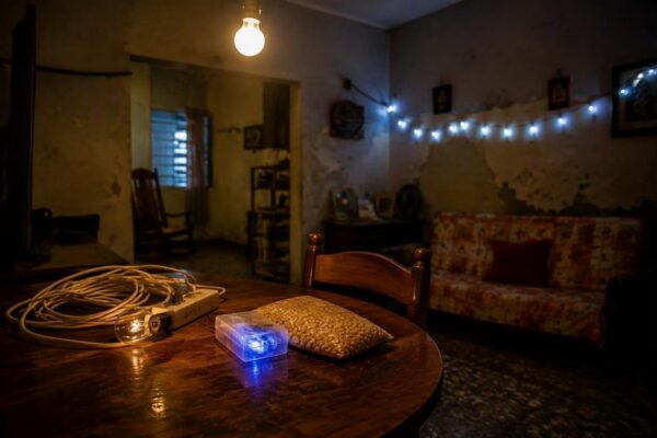 Crisis eléctrica en Venezuela: Cinco estados afectados por apagones