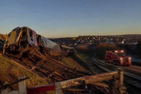 Descarrilamiento de tren en Lewes: emergencia en East Sussex