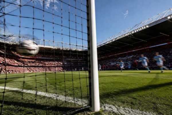 Controversia en Old Trafford: Manchester City derrota al United con gol revisado por el VAR