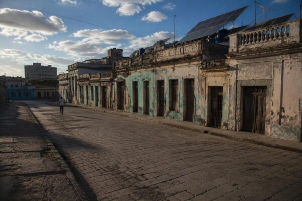 Octavo corte eléctrico en Cuba revela resiliencia ante la crisis
