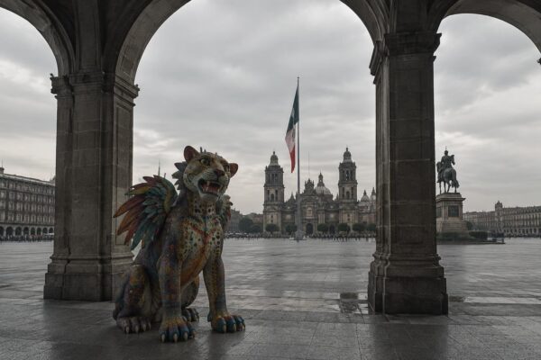 Alebrijes gigantes invaden el Zócalo y Paseo de la Reforma este 17 de octubre