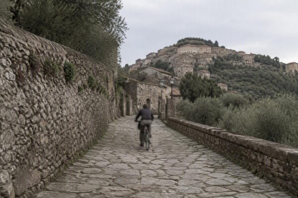 Pollica conquista le 5 vele: eccellenza ambientale e turistica nel Cilento