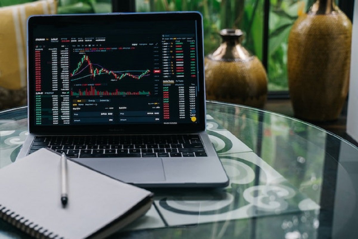 Claves para elegir el mejor bróker online