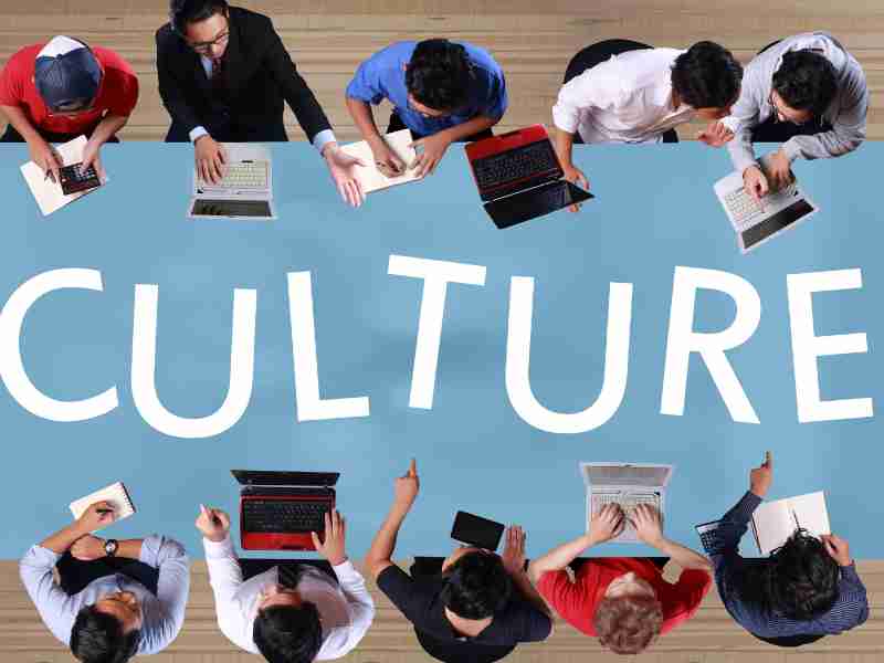 Carta cultural para familias desfavorecidas 2024: qué es, requisitos y cómo solicitarla