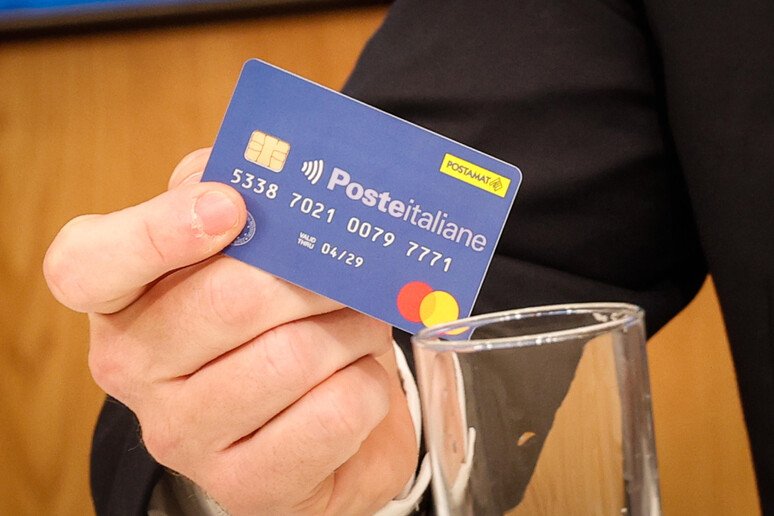 Tarjeta dedicada a ti 2024: cómo obtener un 15% de descuento en compras