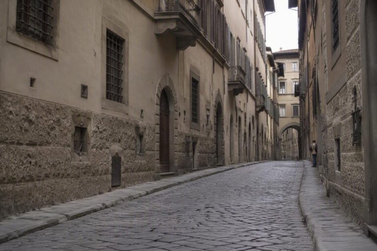 Firenze e le buchette del vino: tradizione e attrazione turistica