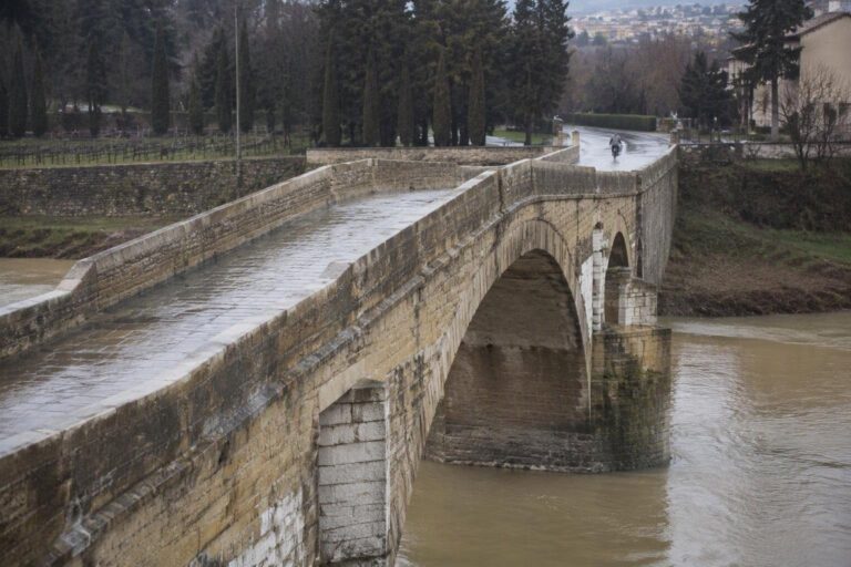 Congestione a Lastra e finanziamento regionale per il ponte di Calcinaia