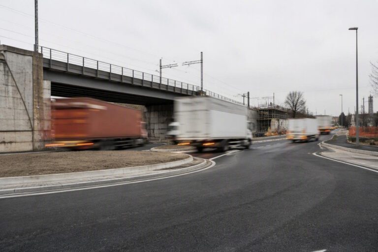 Rotatoria sotto la ferrovia e ztl merci: le trasformazioni della viabilità locale