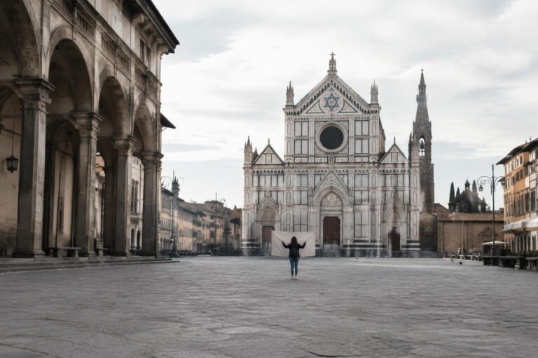 Firenze: studentesco blocco vie contro il ministro Valditara