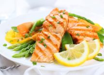 Cena elegante a base di pesce
