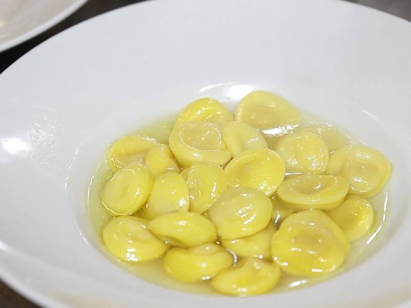 Anolini in brodo