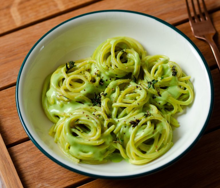 Pasta con asparagi e ricotta salata