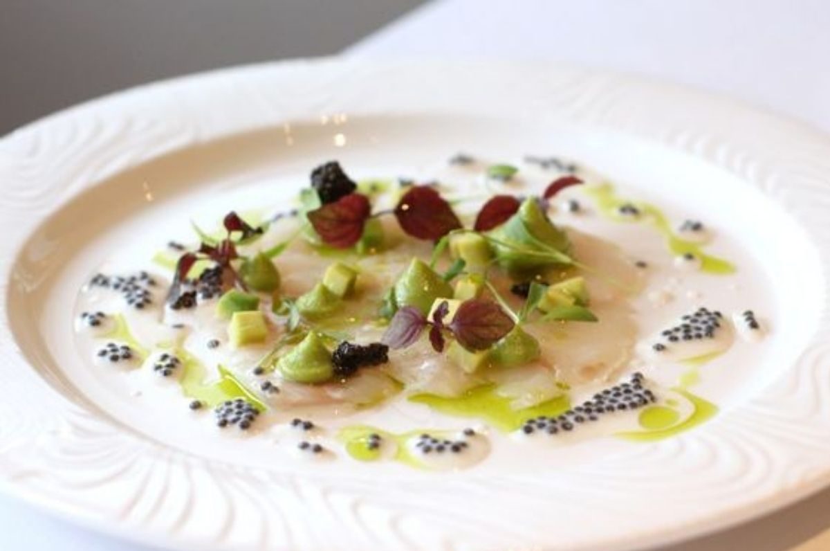 Spigola e caviale ricetta