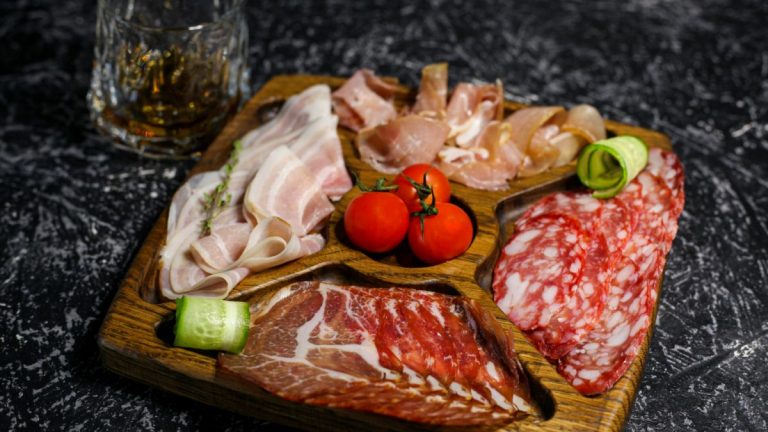 Conservare salumi, ecco come