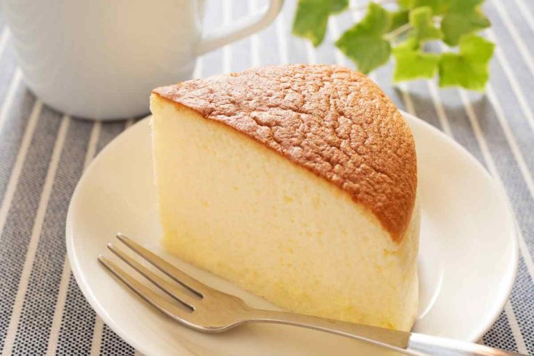 Torta morbidissima e super gustosa, la ricetta che ha conquistato il web